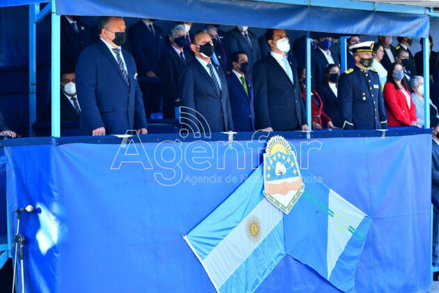 Insfrán presidió el acto del Día de la Independencia desde Pirané