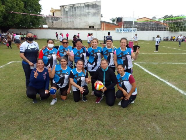 Clorinda: 30 equipos y más de 450 personas en el torneo de vóley «Compañeras del Frente de Todos»