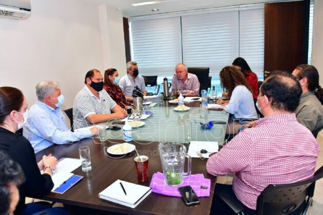 Ferreira encabezó reunión de trabajo para planificar acciones con el IAPA