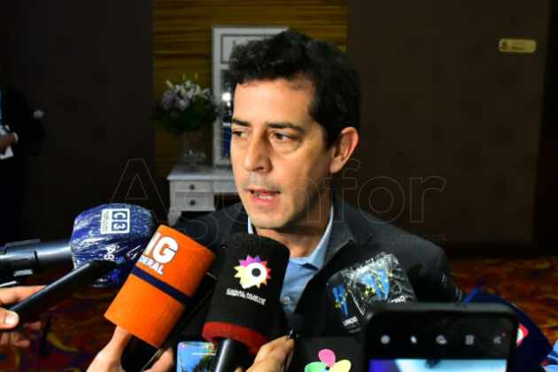 Wado de Pedro: “Vamos resolviendo los problemas que dejó la gestión de Cambiemos”