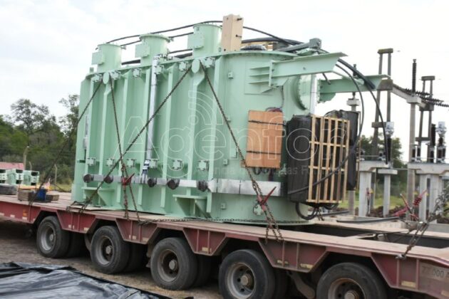 Instalan transformador que duplicará la capacidad eléctrica de Pirané y Palo Santo