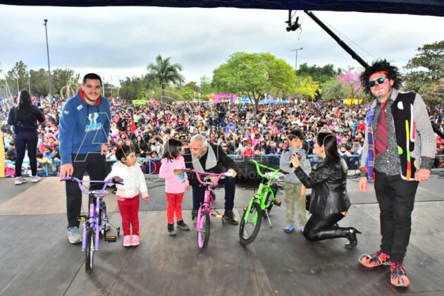Gran convocatoria en el Paraíso de los Niños por el Día de las Infancias