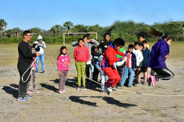 Mes de las Infancias: hubo kermesse en Urbanización San Isidro