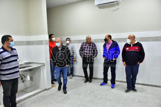 Insfrán recorrió el hospital distrital  “Eva Perón” de Ingeniero Juárez