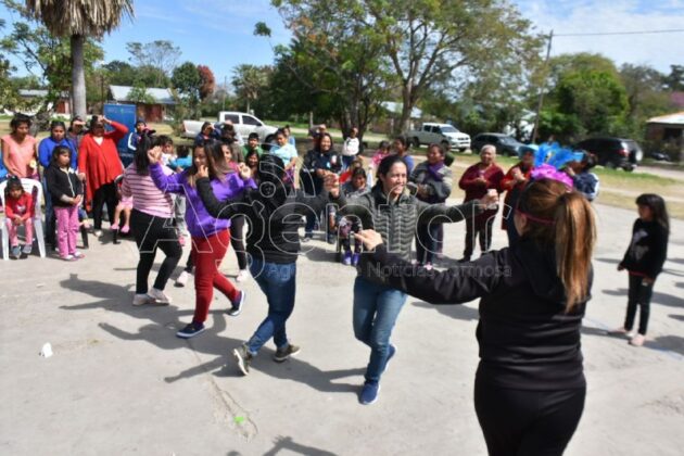 Agasajo por el Día Internacional de la Mujer Indígena