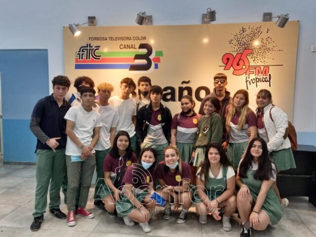 Estudiantes de la Escuela Normal Superior visitaron el Complejo de Radio, TV y AGENFOR