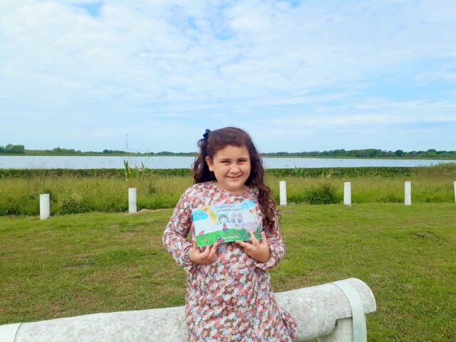 20° Feria del Libro: La joven escritora Juana presentará La Gata Flora y el Helado Mágico