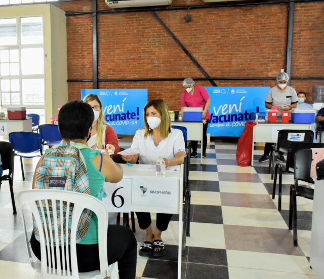 El vacunatorio del Galpón C se trasladó a Inmunizaciones