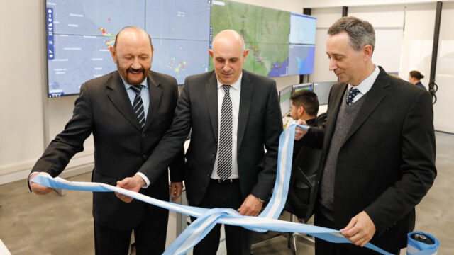 Insfrán participó de la inauguración del Sistema de Monitoreo y Gestión de la Vía Navegable Troncal