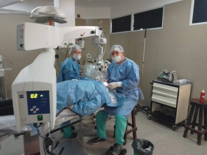 Con 20 procedimientos el hospital de Las Lomitas concretó las primeras cirugías oftalmológicas