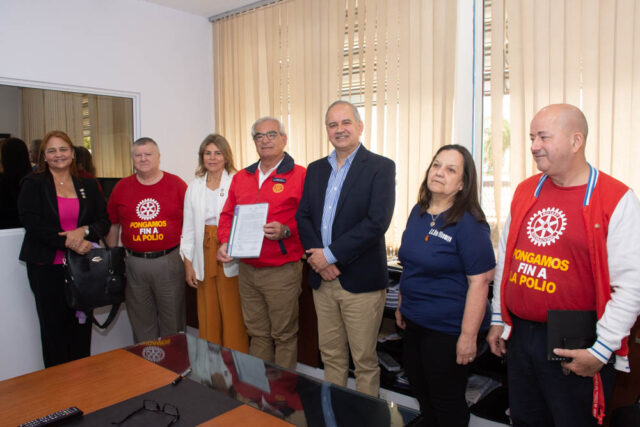 MDH y el Rotary Internacional rubricaron un convenio de cooperación para promover la vacunación