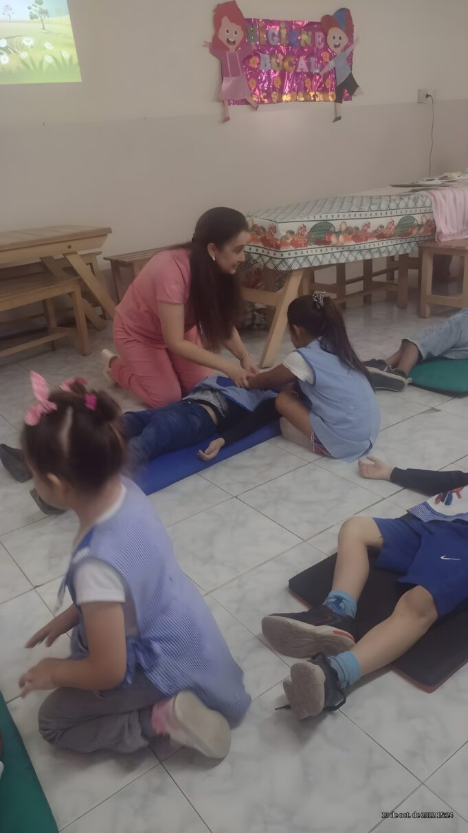 Centro de salud San Antonio brindó un taller de técnicas de RCP en jardín de infantes