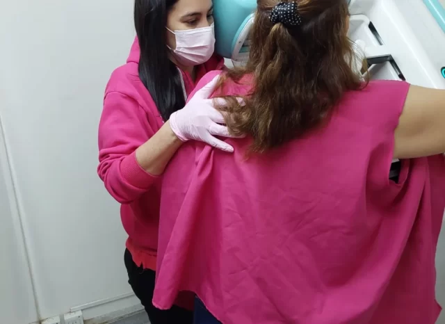 En Gran Guardia realizaron mamografías gratuitas en el camión sanitario