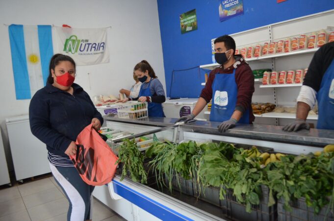El lunes 31 inicia la entrega de bolsones Nutrir del próximo mes