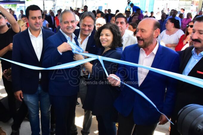 Con la ministra Vizzotti, Insfrán inauguró el Centro Provincial de Almacenamiento de Vacunas