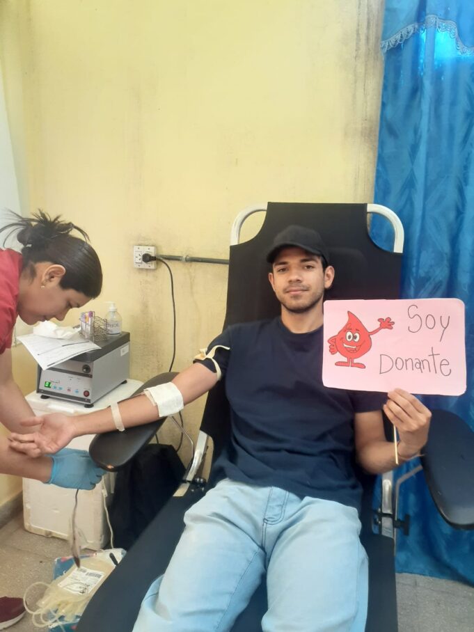 Vecinos de Villa Dos Trece se sumaron al acto solidario e irremplazable de donar sangre