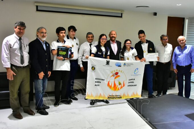 Estudiantes de la EPET N°3 de Pirané fueron recibidos por gobernador Insfrán