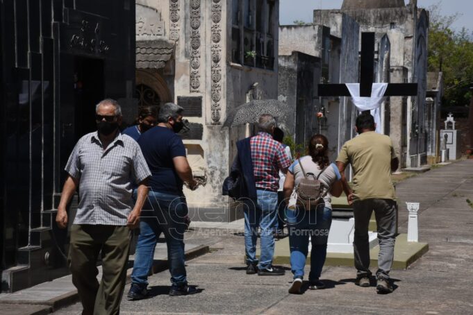 El miércoles 2 habrá asueto administrativo y escolar por el Día de los Fieles Difuntos