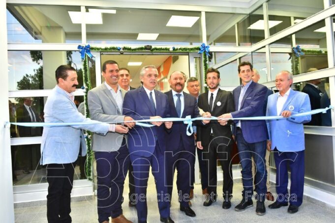 El Presidente Fernández inauguró con Insfrán el Centro de Medicina Nuclear y Radioterapia “ Pdte. Dr. Néstor Kirchner”