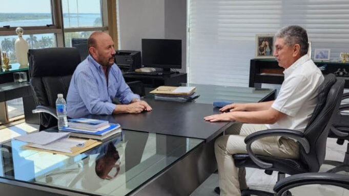El gobernador Insfrán recibió a Intendentes
