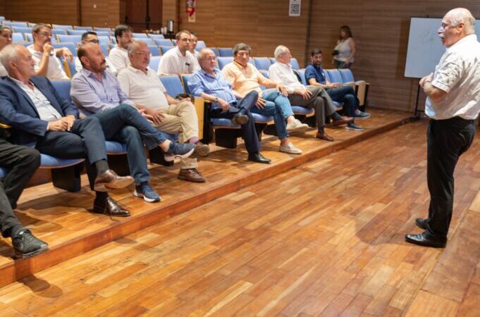 Insfrán mantuvo reunión con autoridades del INCUCAI
