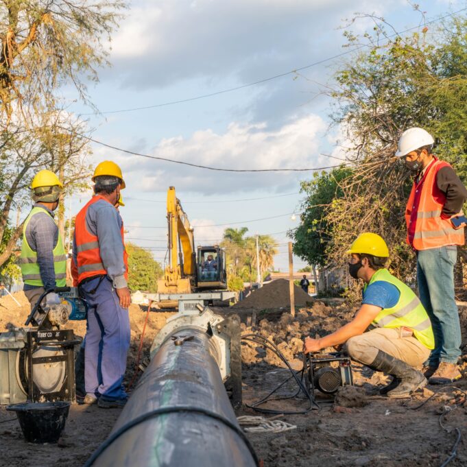 Insfrán confirmó obras sanitarias para el barrio Eva Perón