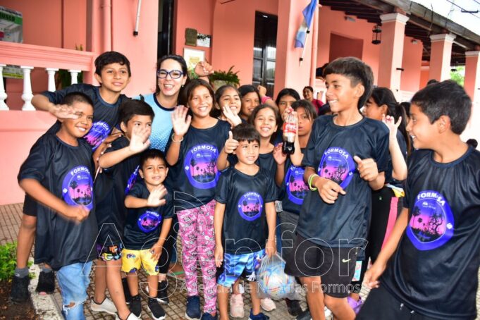Conociendo mi provincia: Niños y niñas de Pozo de Maza visitaron la ciudad capitalina