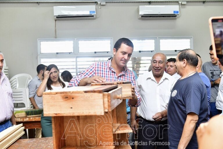 Eber Solís acompañó el inicio del ciclo de actividades del Centro Ocupacional Inclusivo