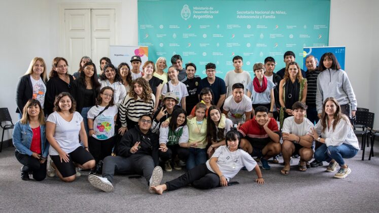 Formosa presente en el Consejo Consultivo Adolescente