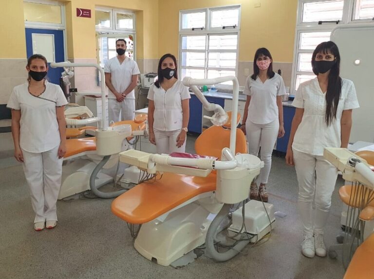 Inició la inscripción para las residencias en el Hospital Odontológico