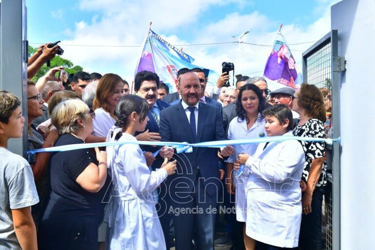 El gobernador Insfrán llegó a las 1462 obras educativas habilitadas en su gestión