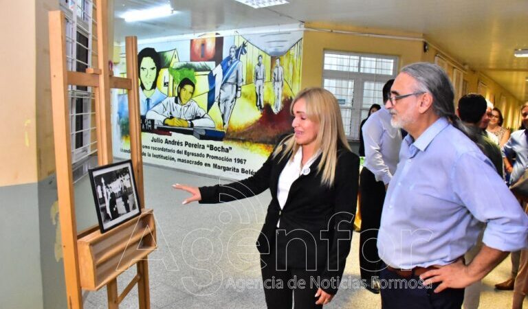La Escuela Normal fue sede de emotivo encuentro por los 40 años de democracia