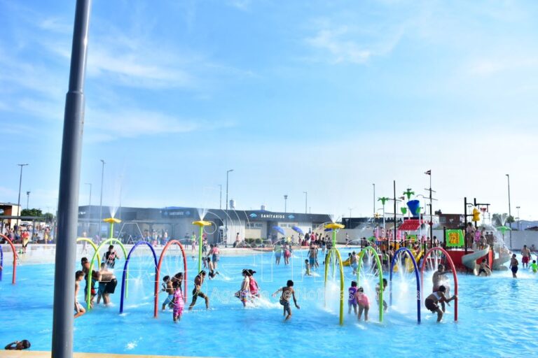 El Parque Acuático continuará abierto todo el mes de abril