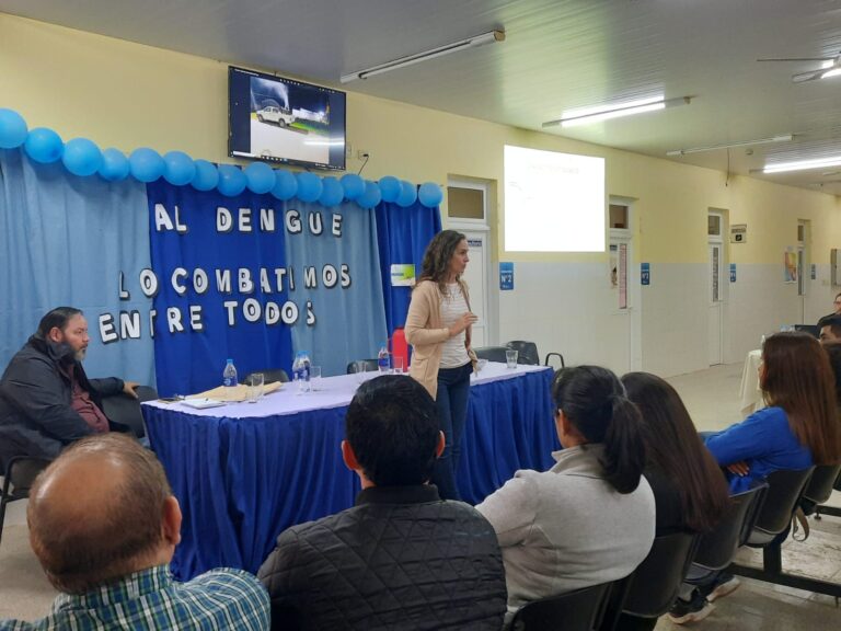 Comandante Fontana: Definieron nuevas acciones contra el dengue y chikungunya