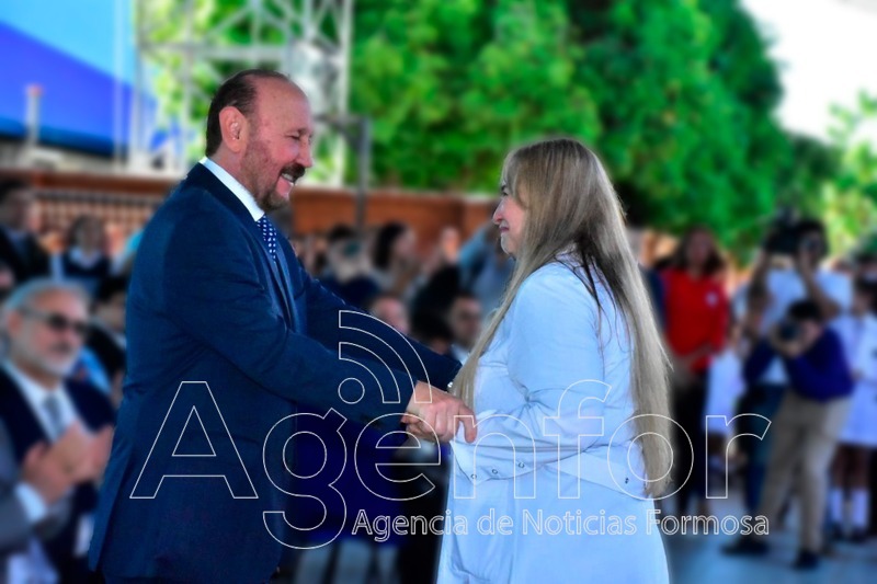 El gobernador Insfrán saludó a los maestros y las maestras en su día