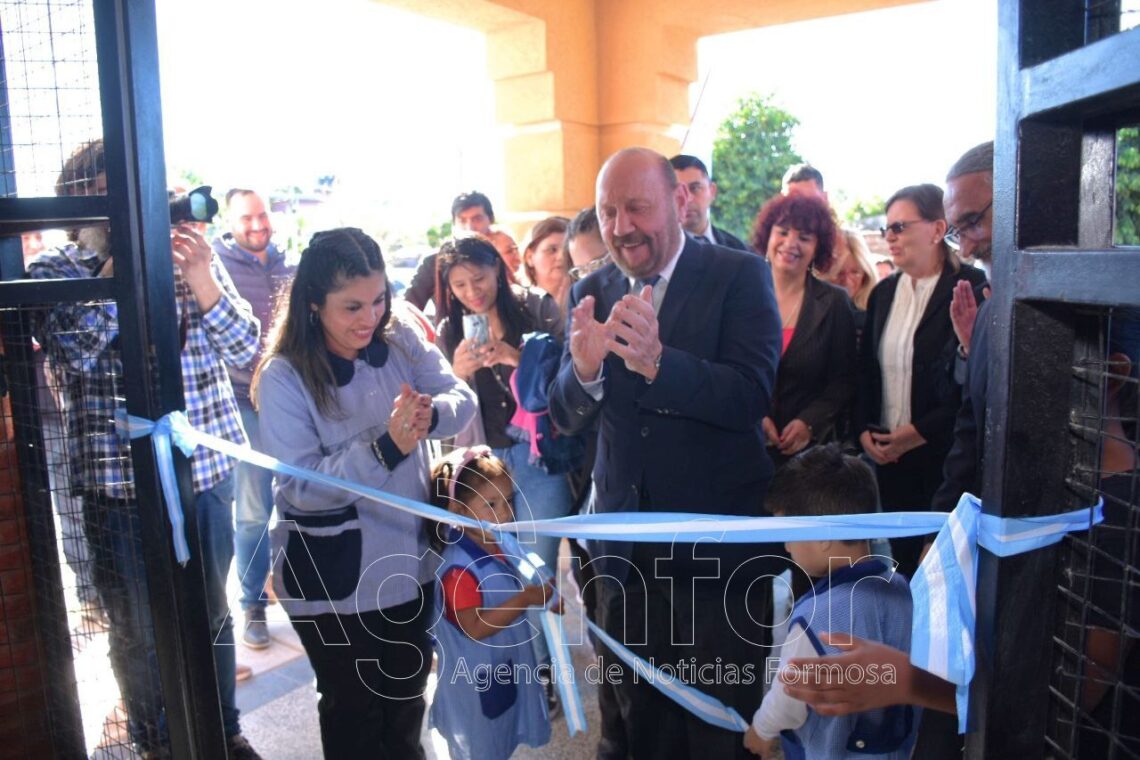 Insfrán dejó inaugurado la EJI N° 23 en Mbiguá y los padres destacaron la comodidad de la cercanía con sus hogares