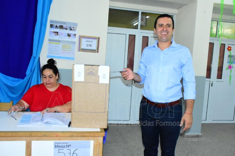 Eber Solís: “Uno tiene que comprometerse y concurrir a votar”
