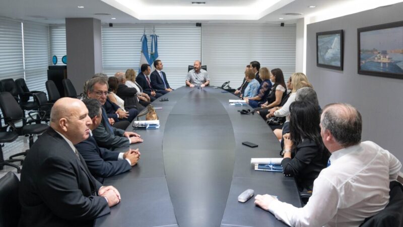 El Gobernador recibió a legisladores justicialistas luego del juramento