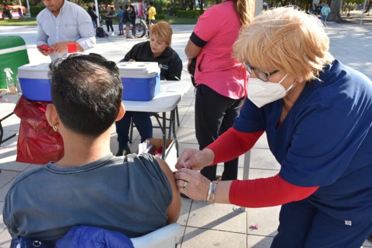 Vacunas de calendario y COVID-19: “En Formosa la inoculación no se detiene ni en vacaciones”