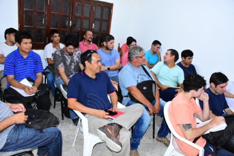 Comenzó curso de instalador de aire acondicionado