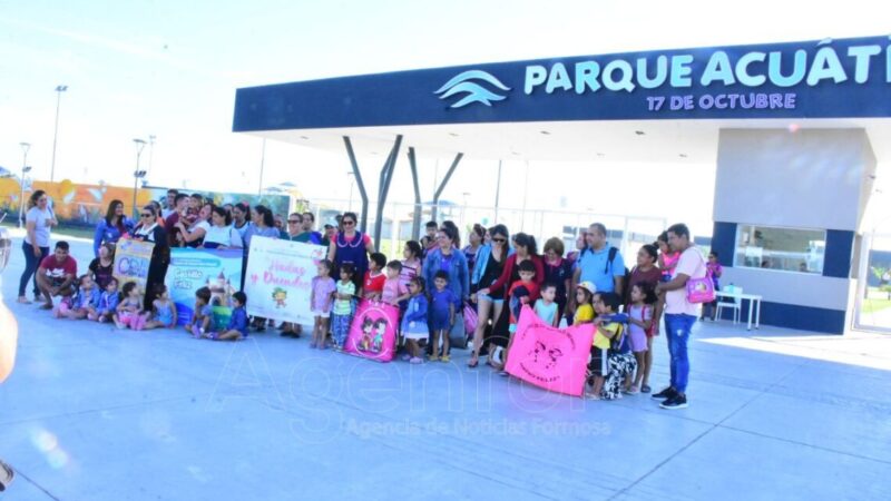Niños del CDI de la Jurisdicción Cinco disfrutaron del Parque Acuático