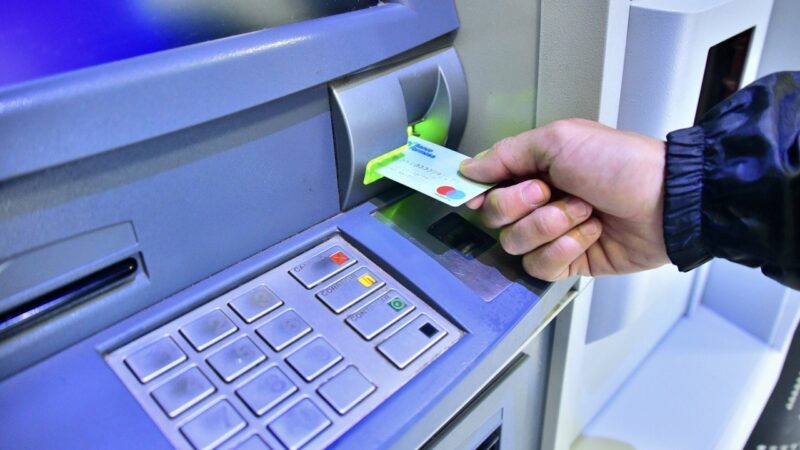 Este martes 27 comienza el cronograma de pago de haberes estatales