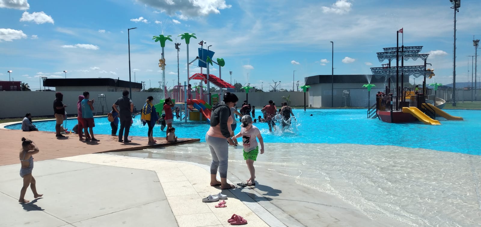 Dictarán clases de natación gratuitas en el Parque Acuático “17 de octubre”