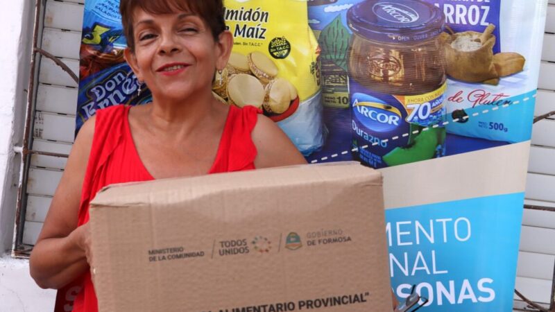 Continúa la entrega de módulos alimentarios para personas con celiaquía