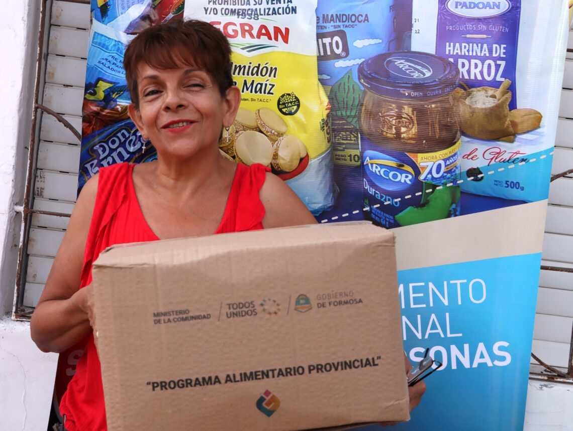 Continúa la entrega de módulos alimentarios para personas con celiaquía