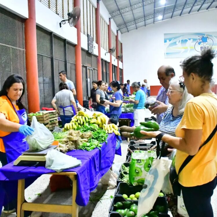 En el verano, las compras en las ferias PAIPPA se hacen cada vez más temprano