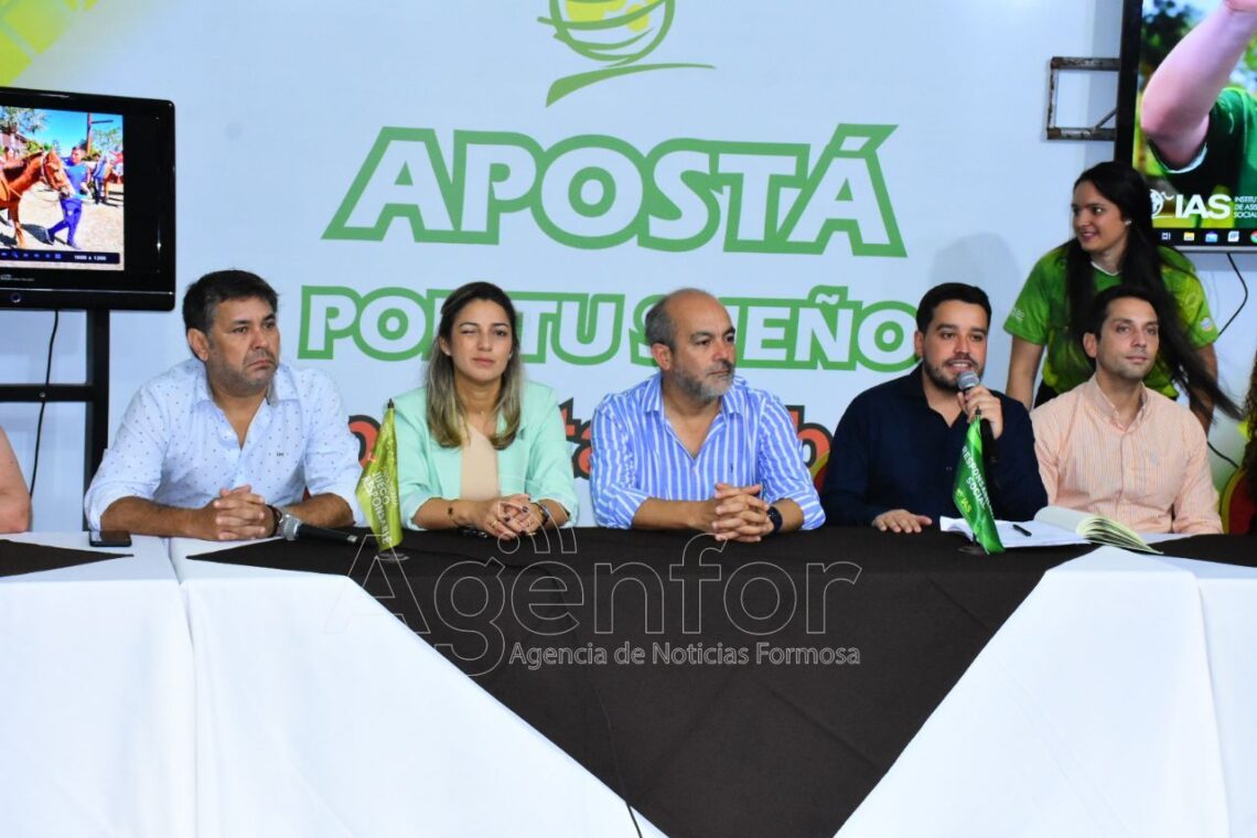 Se realizó la primera reunión de coordinación del Programa Provincial de Equinoterapia que implementa el IAS