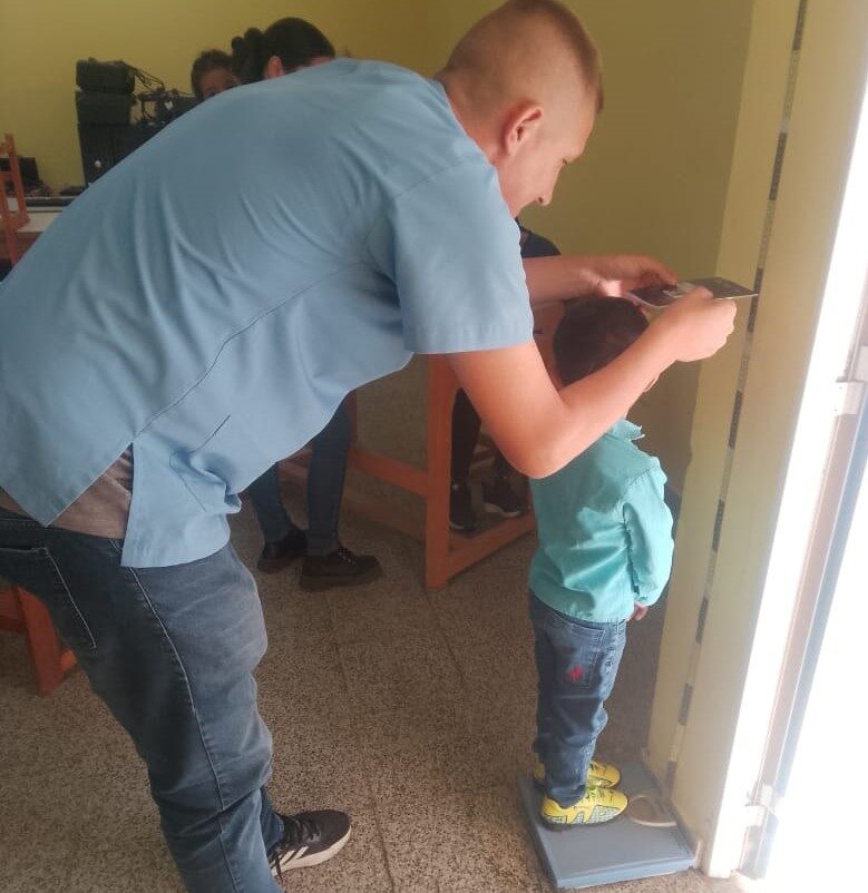 El Hospital de Villafañe realiza periódicos controles de salud en las escuelas de la zona