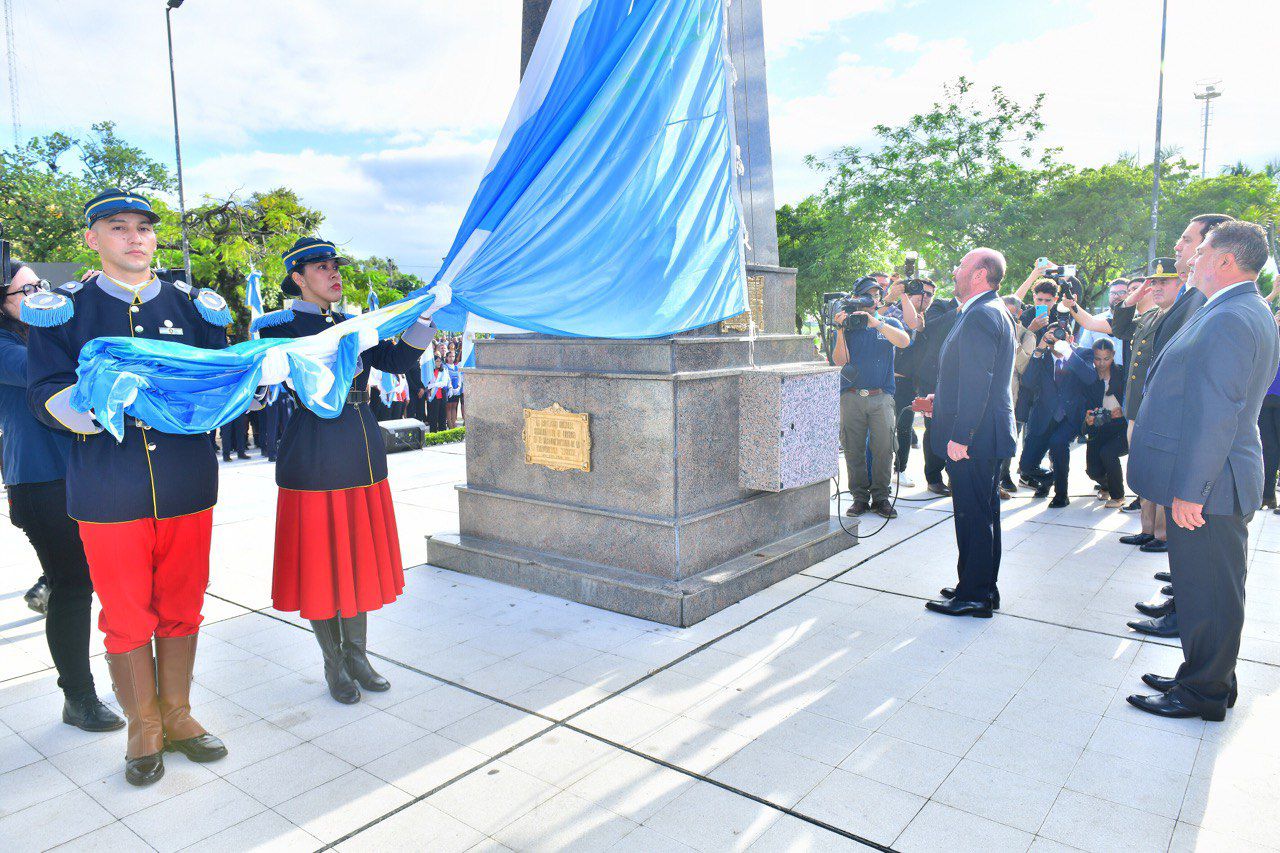 El gobernador Insfrán encabezará los actos por el 214° aniversario de la Revolución de Mayo