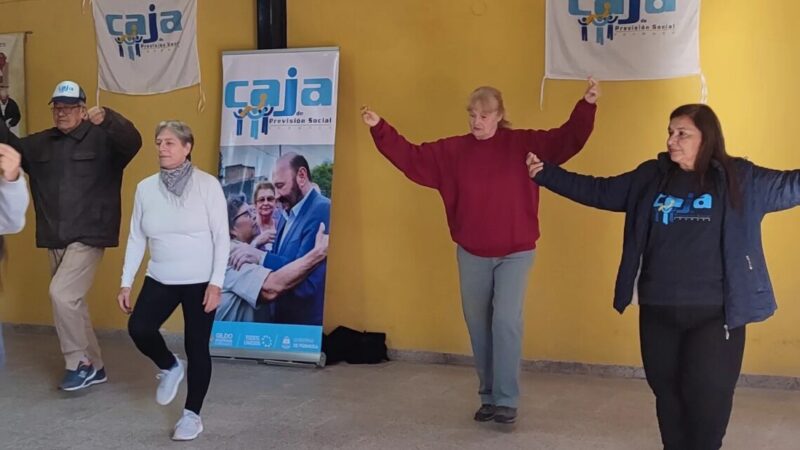 La Caja de Previsión Social dicta taller de folklore en el Centro de Jubilados 60 Primaveras